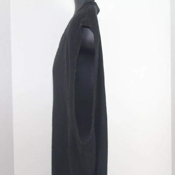 TRUST - Picture 7 of 9